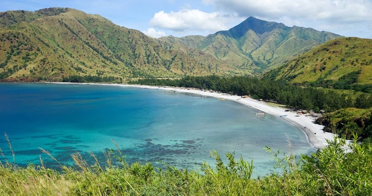 Anawangin and Nagsasa Coves