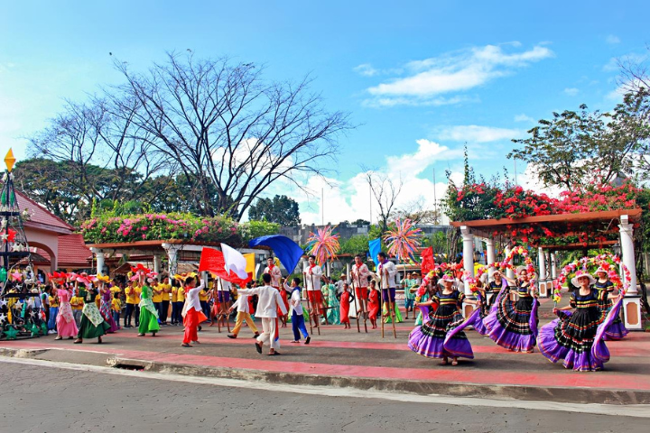 Nayong Pilipino Park